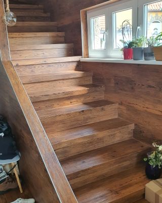 Vinyl tiles Tajima 3309 #stairs #vinylflooring #flooring #designfloor #senzaborci